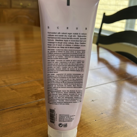 BRAND NEW!! OPI Pedicure Scrub - Picture 2 of 3